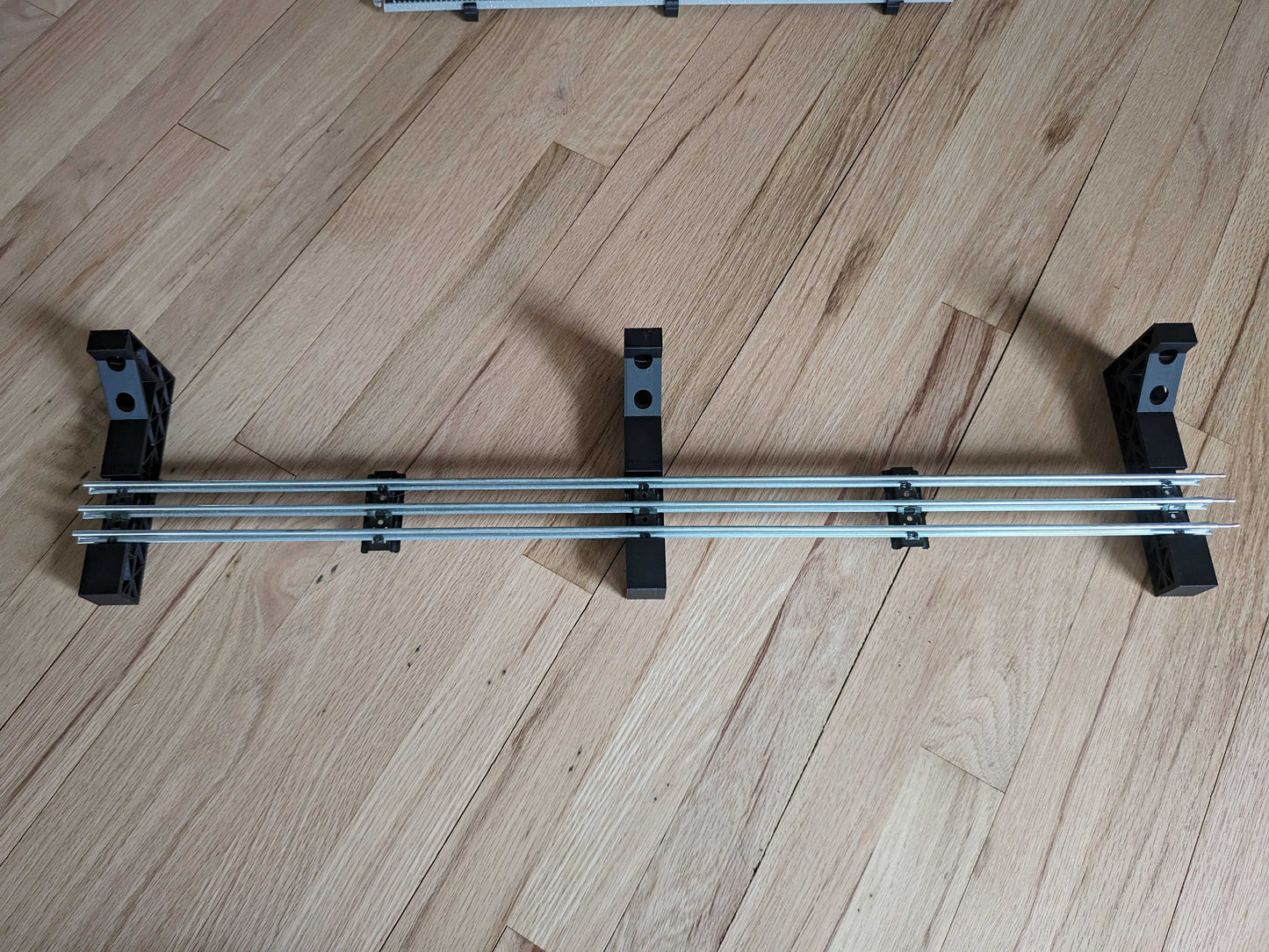 O Scale - Train Track Wall Mount - Single Track