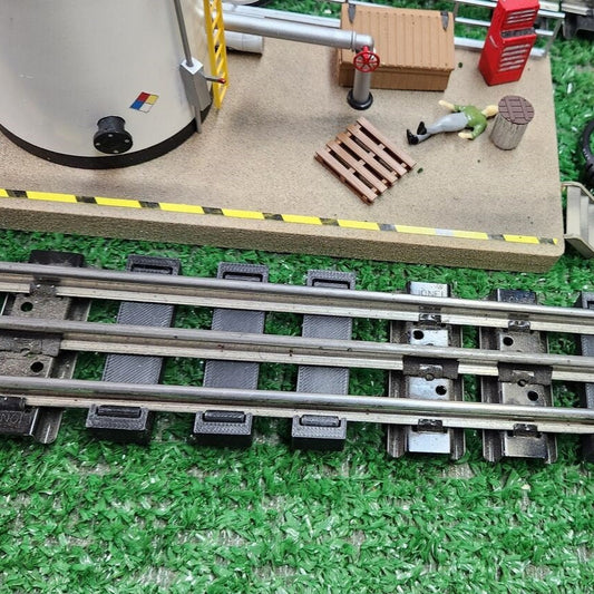 Snap on Railroad Ties for O Gauge Model Railroads Using Tubular Train Track