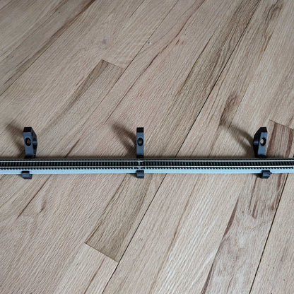 N Scale - Train Track Wall Mount Room Kit