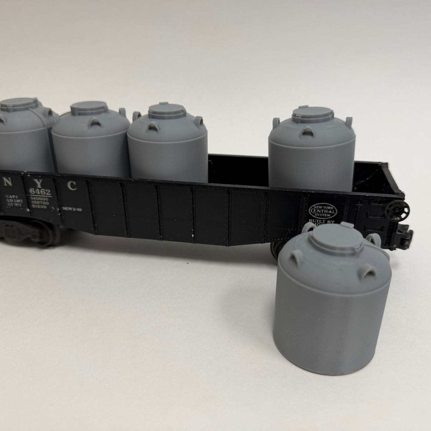O Scale Canisters, Set of 5 for Lionel Gondolas - Unpainted Gray Train Load