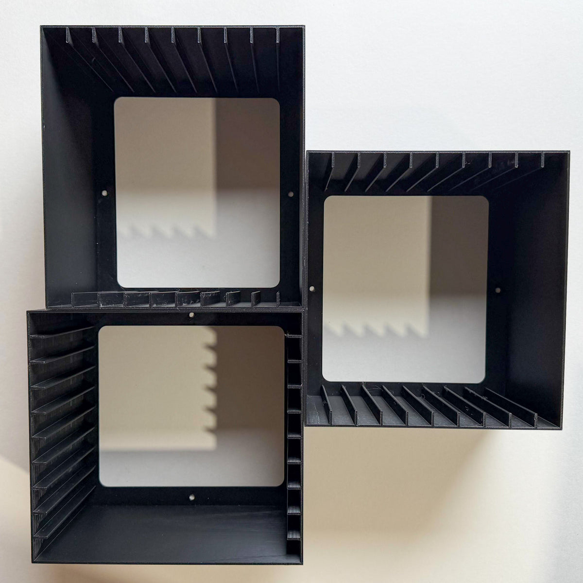 Xbox 360 Video Game Wall Mount / Organizer / Display