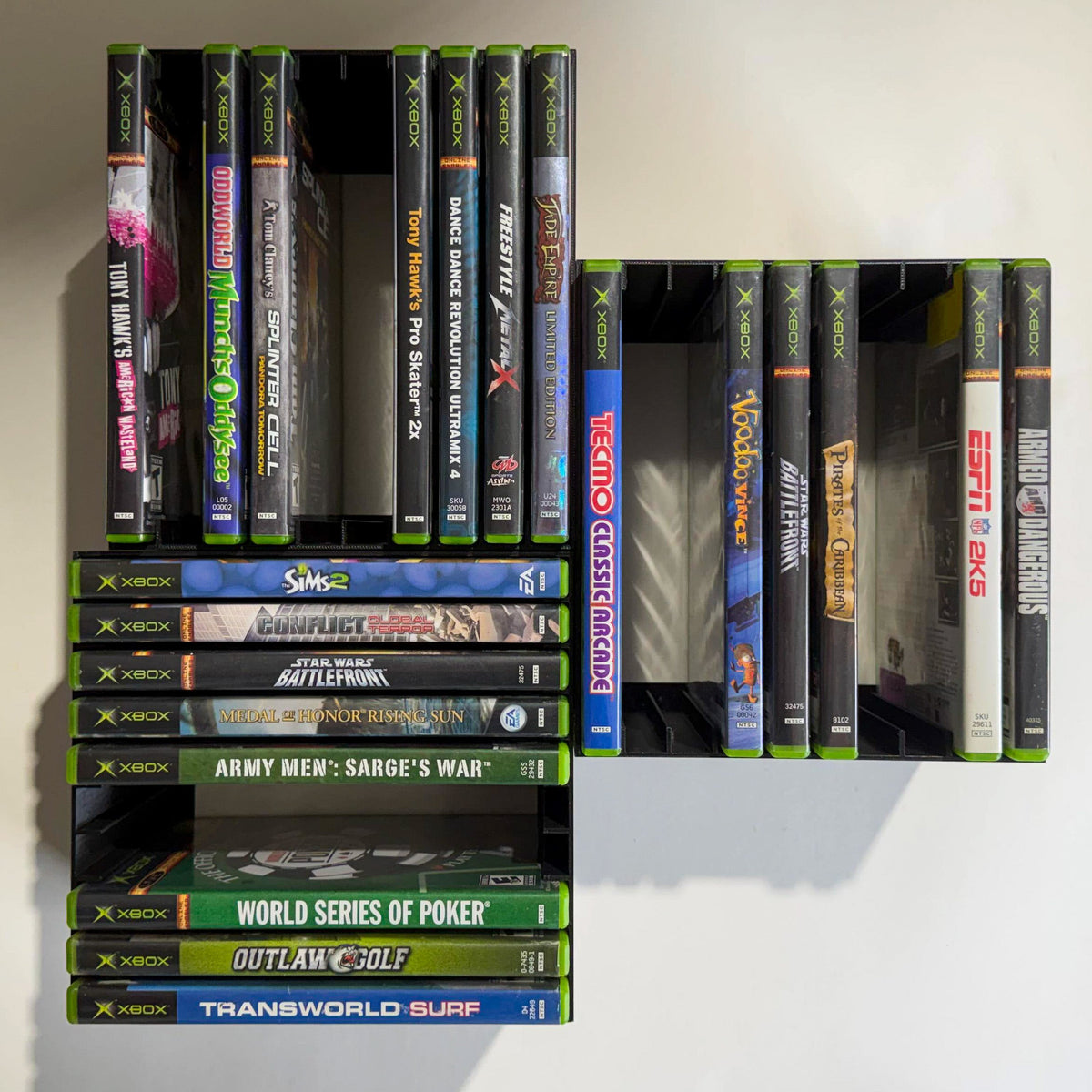 Xbox (Original) Video Game Wall Mount / Organizer / Display