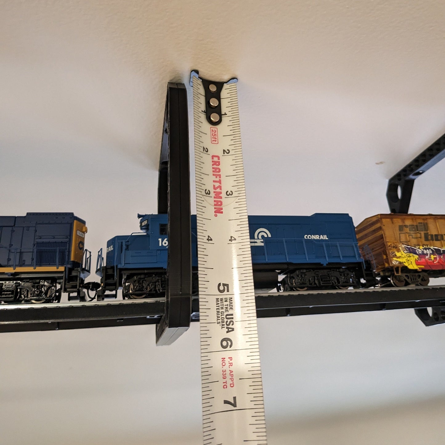 HO Scale - Train Track Ceiling Mount Bridge Kit