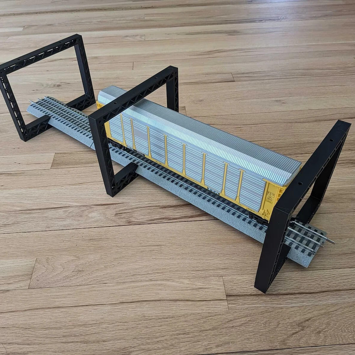 O Scale - Train Track Ceiling Mount Bridge Kit